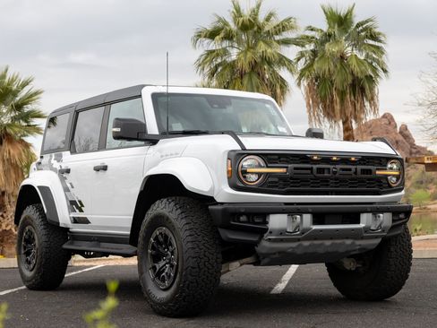 Used 2024 Ford Bronco Raptor AWD/4WD image 3