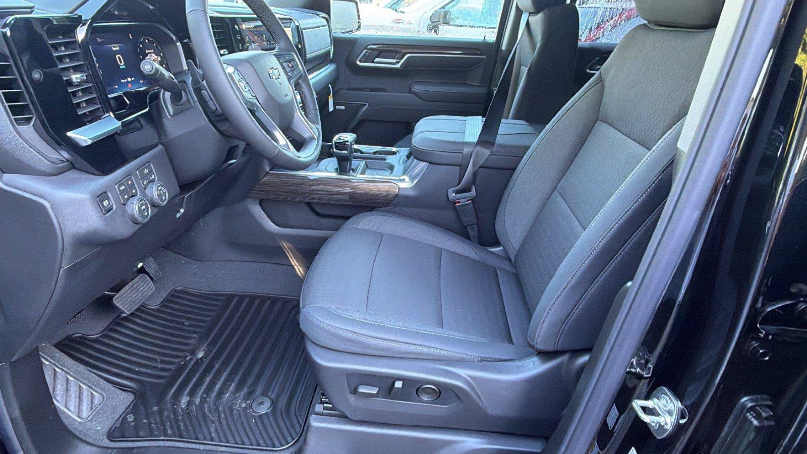 New 2026 Chevrolet Silverado 1500 RST w/ Convenience Package II AWD/4WD image 18