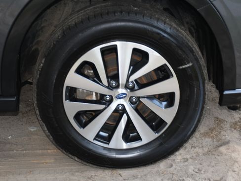 Used 2022 Subaru Outback Premium image 22