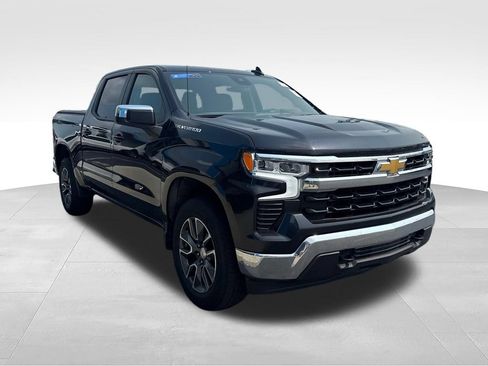 Used 2023 Chevrolet Silverado 1500 LT AWD/4WD image 12