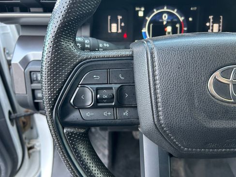 Certified 2025 Toyota Tacoma SR5 image 14