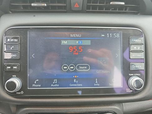 Used 2024 Nissan Kicks SR w/ SR Premium Package image 23