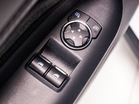 Used 2025 Ford Mustang Coupe RWD image 21