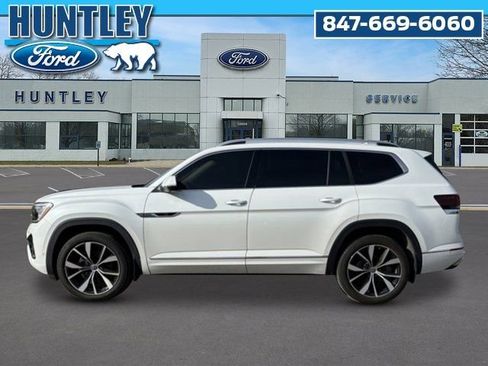 Used 2024 Volkswagen Atlas SEL Premium R-Line image 6