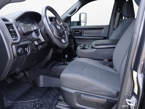 Used 2022 RAM 2500 Tradesman AWD/4WD image 18