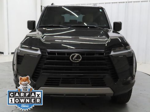 Used 2025 Lexus GX 550 550 Overtrail image 8