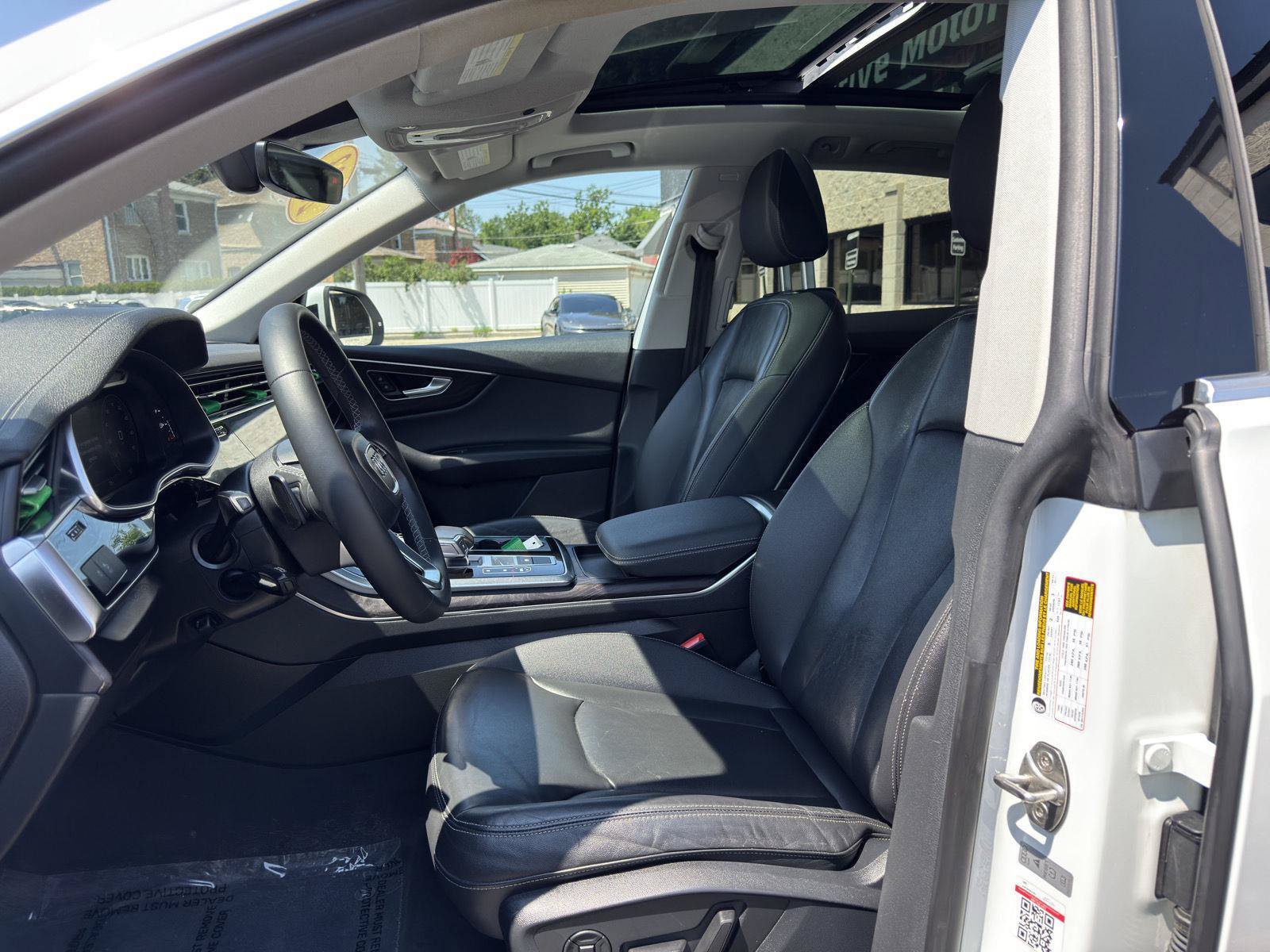 Used 2023 Audi Q8 Premium w/ Convenience Package AWD/4WD image 21
