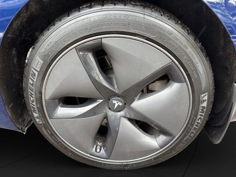 Used 2018 Tesla Model 3 Long Range image 23