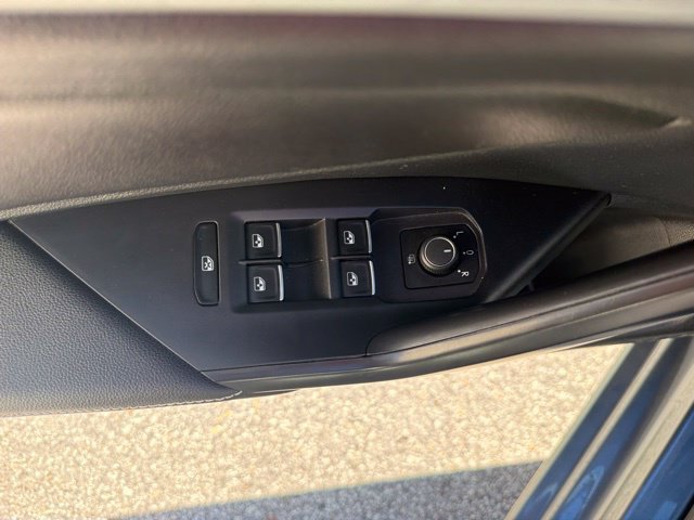Used 2025 Volkswagen Jetta Sport FWD image 20