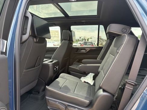 New 2026 GMC Yukon Elevation AWD/4WD image 21