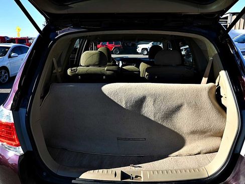 Used 2013 Toyota Highlander FWD image 8