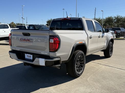 New 2026 GMC Canyon Elevation w/ Convenience Package image 5