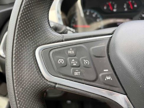 Used 2022 Chevrolet Equinox LS w/ LPO, Floor Liner Package FWD image 21
