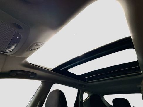 Used 2019 Nissan Murano SV w/ Premium Package AWD/4WD image 21