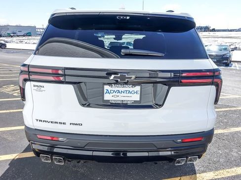 New 2026 Chevrolet Traverse LT w/ Midnight/Sport Edition image 7