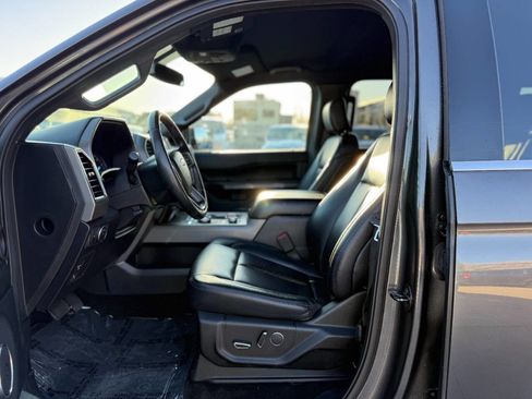 Used 2019 Ford Expedition XLT w/ Equipment Group 201A image 15