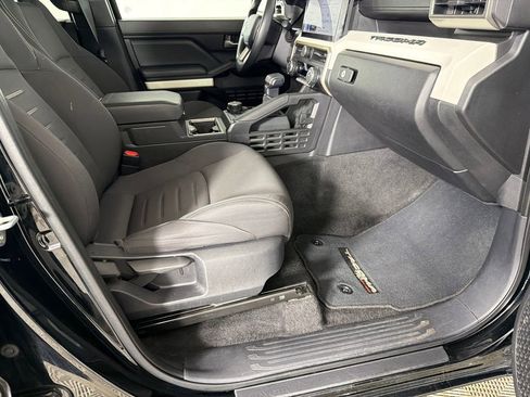 Used 2024 Toyota Tacoma TRD Off-Road image 13