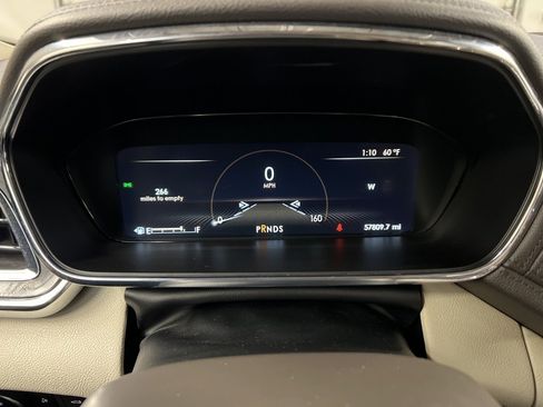 Used 2019 Lincoln Continental Select w/ Continental Climate Package image 21