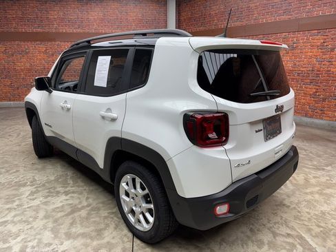 Used 2021 Jeep Renegade Limited w/ Luxury Group II image 3