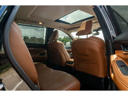 Used 2023 INFINITI QX60 Sensory w/ Cargo Package AWD/4WD image 18
