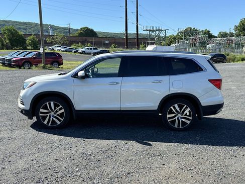 Used 2017 Honda Pilot Elite image 5