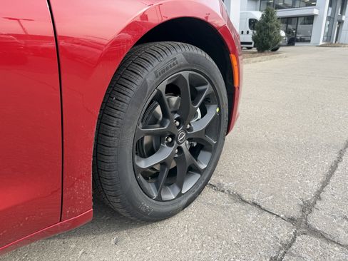 New 2026 Chrysler Pacifica Select image 16