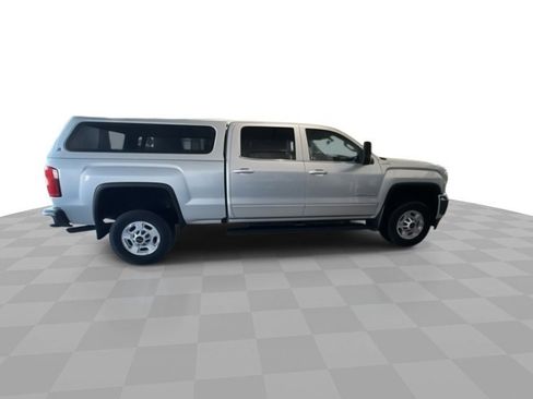Certified 2018 GMC Sierra 2500 SLE w/ SLE Preferred Package image 9