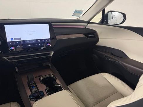 Used 2025 Lexus RX 350 Premium Plus FWD image 34