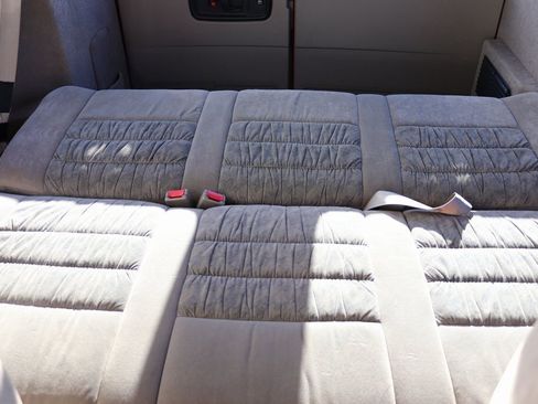 Used 2007 Chevrolet Express 1500 w/ Preferred Equipment Group image 25