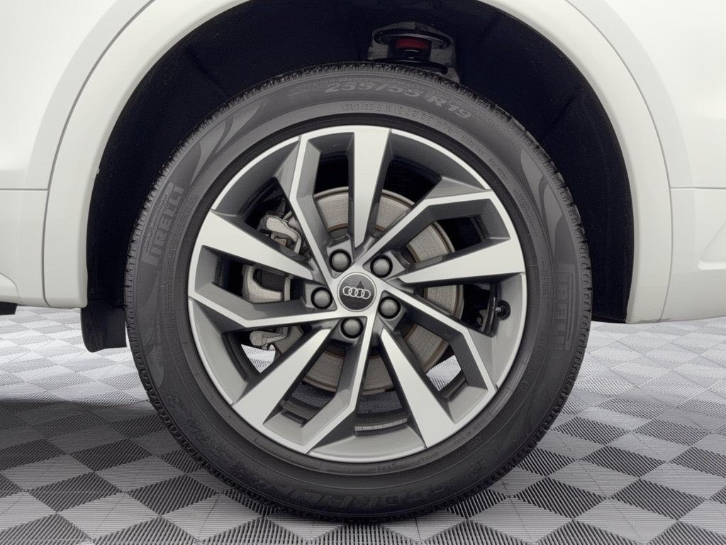 Used 2021 Audi Q5 2.0T Premium Plus AWD/4WD image 13