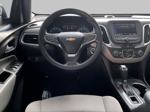 Used 2021 Chevrolet Equinox LS w/ LPO, Blackout Package FWD image 5
