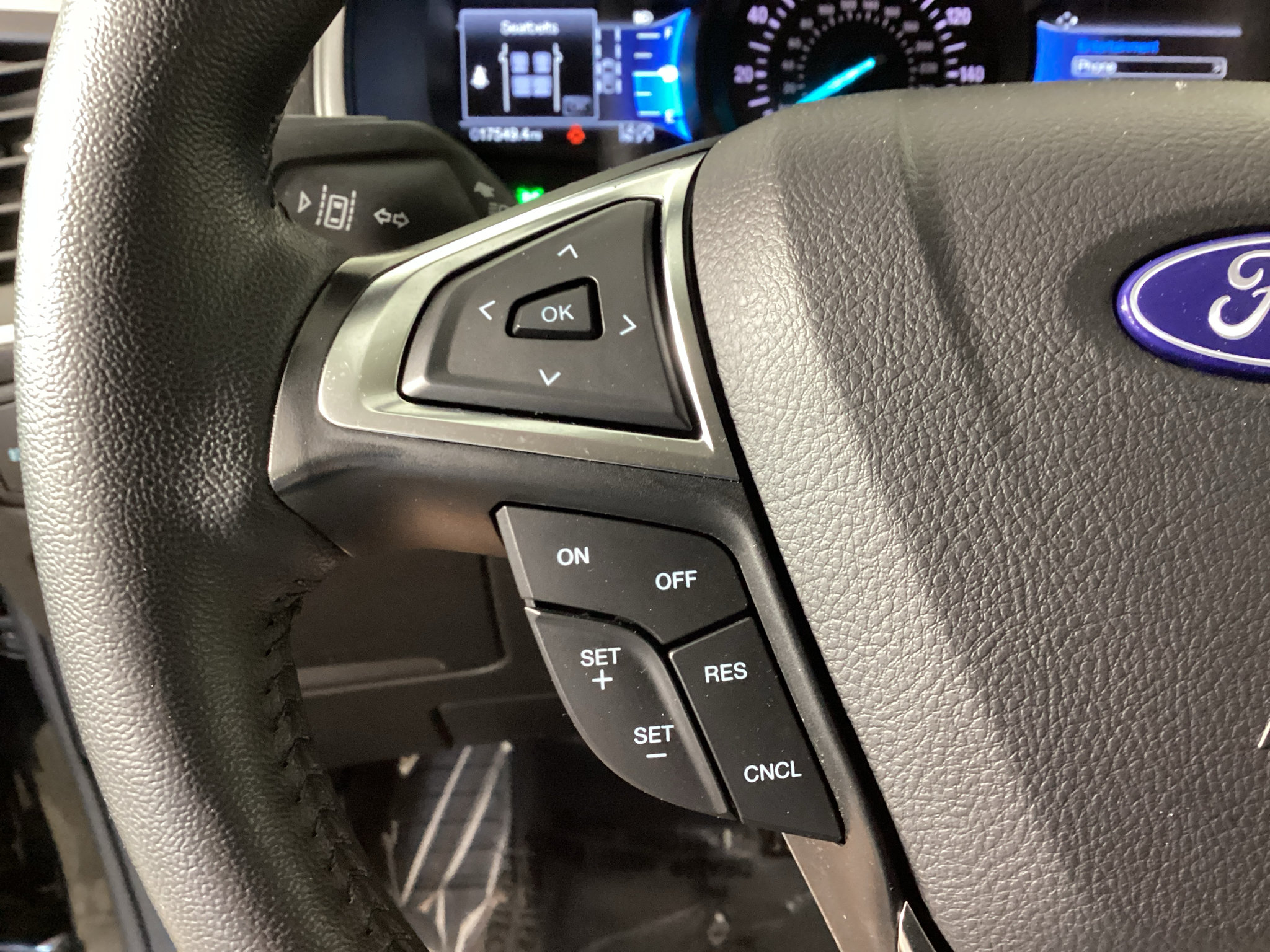 Certified 2024 Ford Edge SEL w/ Convenience Package AWD/4WD image 23