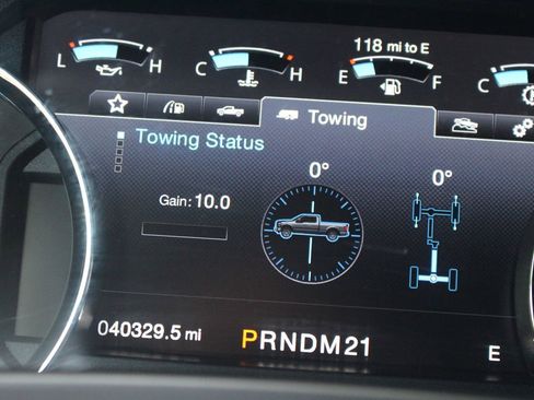 Used 2017 Ford F150 Lariat w/ Equipment Group 502A Luxury AWD/4WD image 27