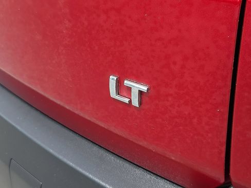 Certified 2023 Chevrolet Traverse LT FWD image 14