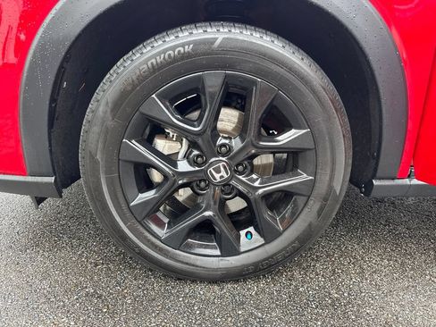 Used 2025 Honda HR-V Sport image 35