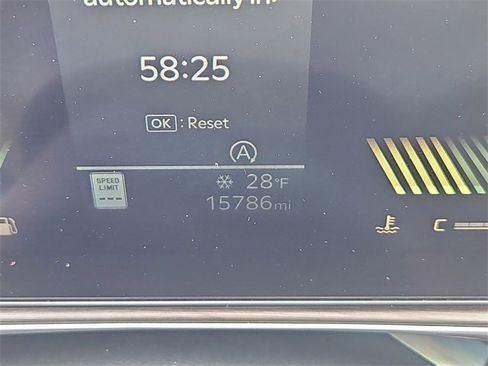 Certified 2025 Kia Sorento X-Line EX image 12