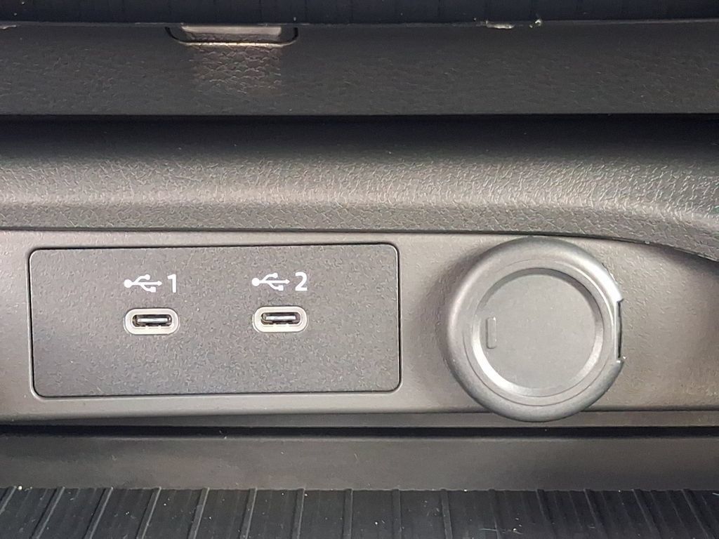 New 2027 Nissan Sentra SV FWD image 7