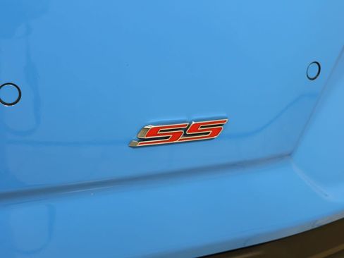 Used 2023 Chevrolet Camaro SS RWD image 15