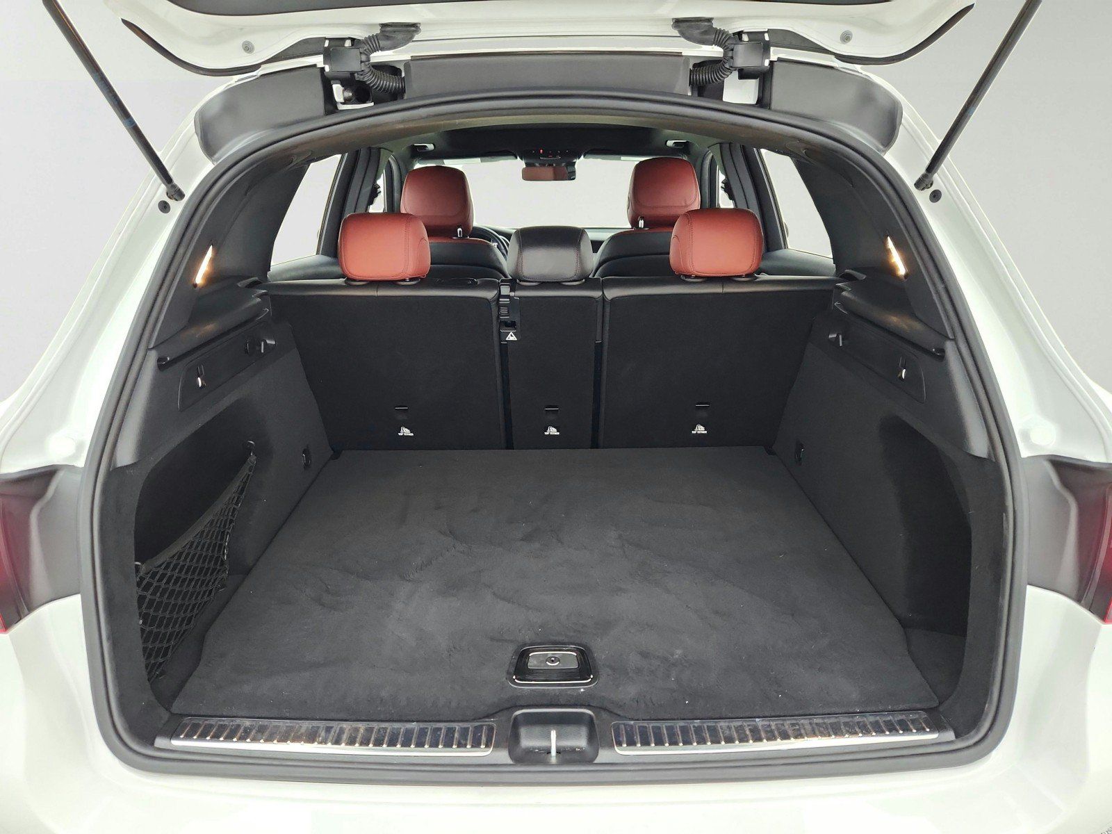 Certified 2022 Mercedes-Benz GLC 300 image 32