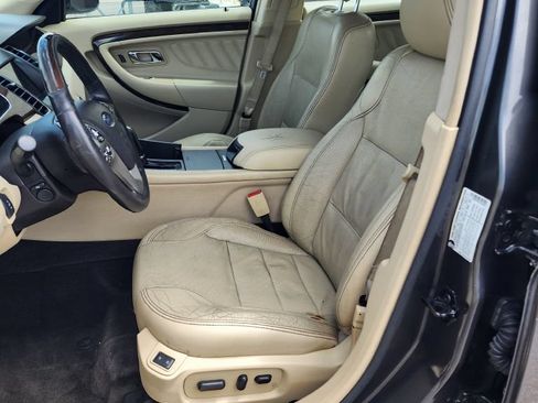 Used 2016 Ford Taurus Limited FWD image 12