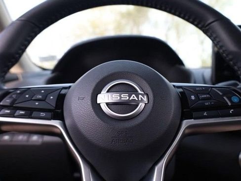 Certified 2024 Nissan Altima 2.5 SV w/ SV Premium Package image 10