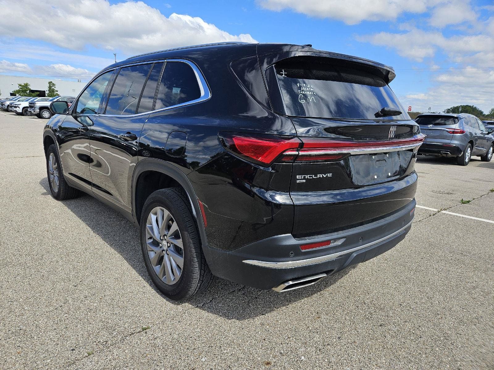 Used 2026 Buick Enclave Preferred AWD/4WD image 5