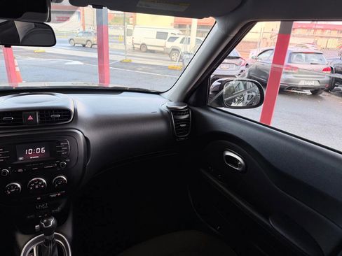 Used 2014 Kia Soul + w/ UVO w/Eservices Package image 11
