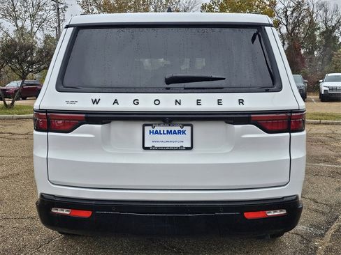 Used 2025 Jeep Wagoneer Series II image 5