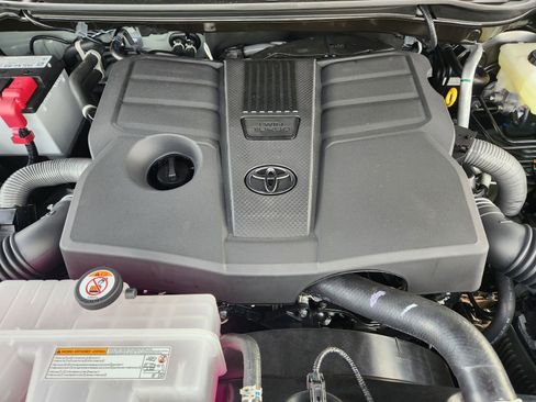 New 2026 Toyota Tundra SR5 w/ SR5 Premium Package AWD/4WD image 26