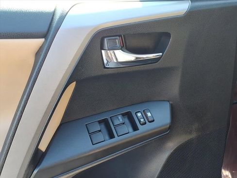 Used 2016 Toyota RAV4 XLE image 4