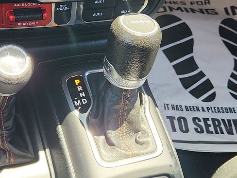 Used 2021 Jeep Gladiator Mojave AWD/4WD image 14