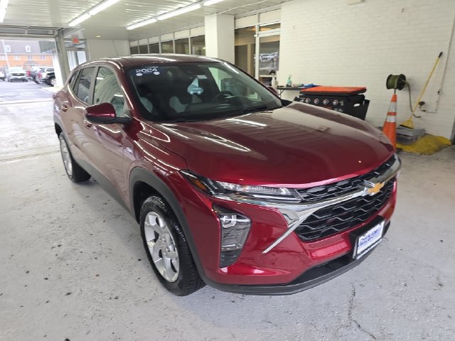 Certified 2024 Chevrolet Trax LS w/ LS Convenience Package FWD image 7