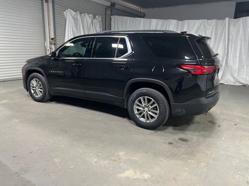 Used 2023 Chevrolet Traverse LT image 5