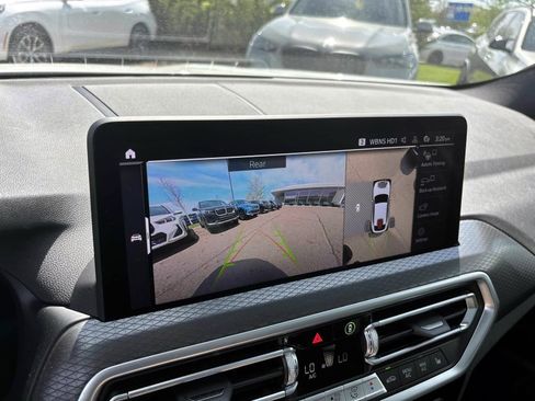 Used 2025 BMW X4 xDrive30i w/ M Sport Package AWD/4WD image 20